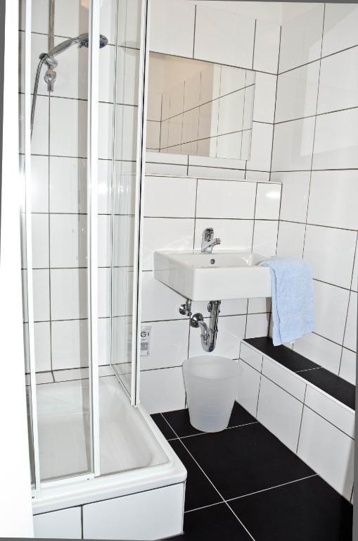 Hostel Nanina Gröbenzell Δωμάτιο φωτογραφία